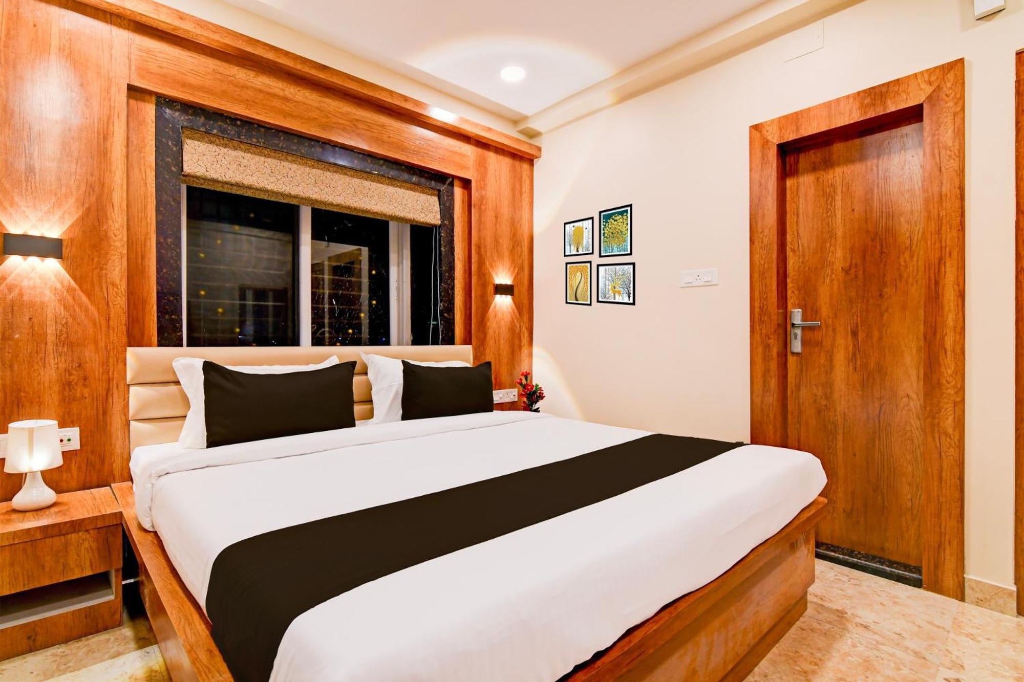 O 82938 Grand Hotel Kolkata